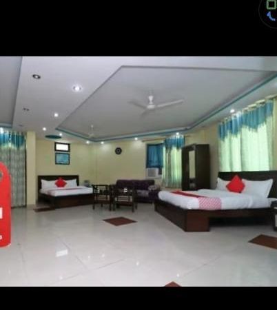 הרידוואר Hotel Aashiyana And Banquet Hall מראה חיצוני תמונה